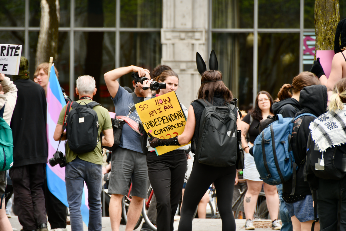 "So how am I an independent contractor?" manif des travailleuses du sexe le 23 mai 2026 à Montréal
