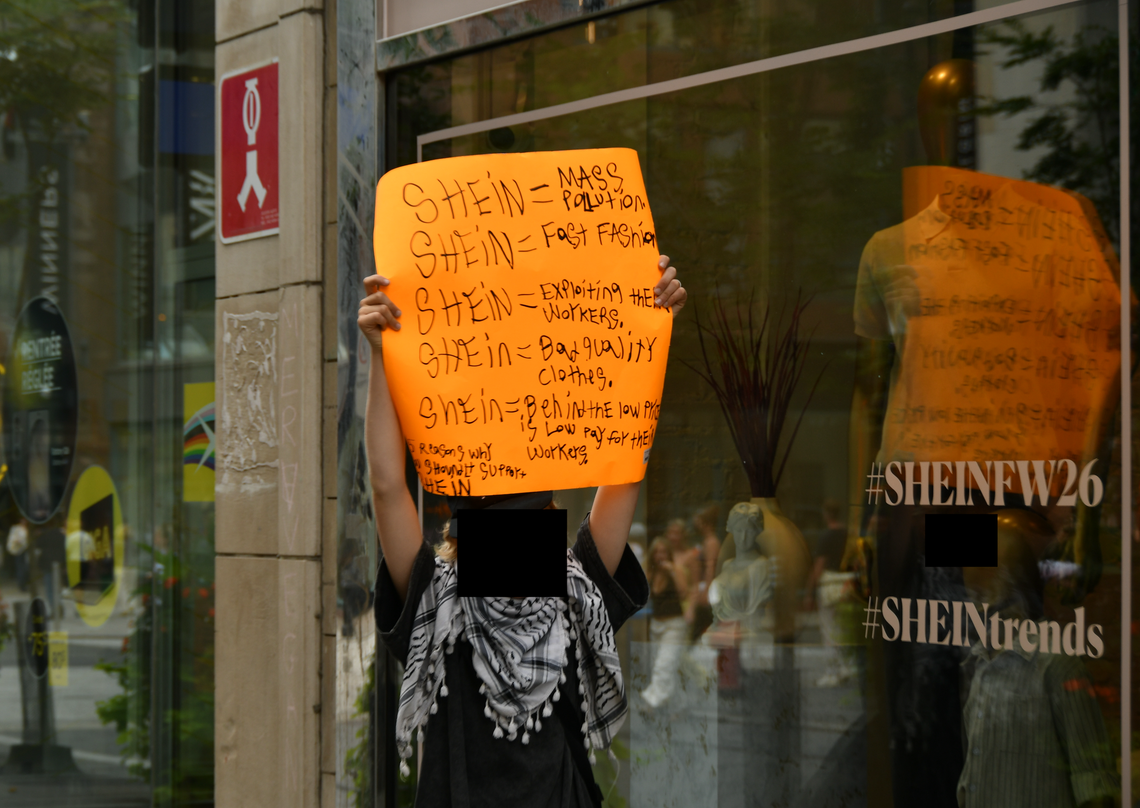 Manif contre le pop-up Shein au centre-ville de Montréal le 30 août 2026