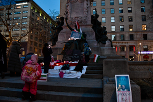 Vigil pour les enfants tués par les bombes en Palestine, au Liban, en Iran, le 8 avril 2026 à Montréal