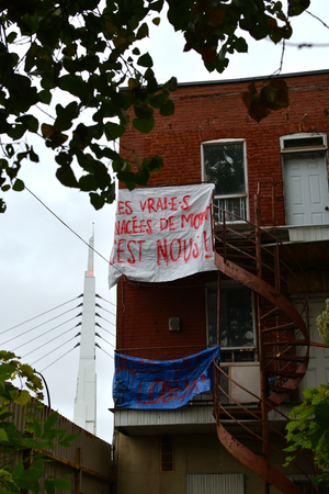 Le premier squat politique à Montréal depuis 2001 à Côte-Saint-Paul